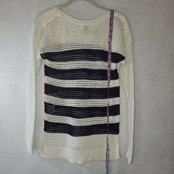 OLD NAVY Blue & White Stripe Sz Xs Side Slit Sweater NWT Knit Round Neck - Picture 2 of 6